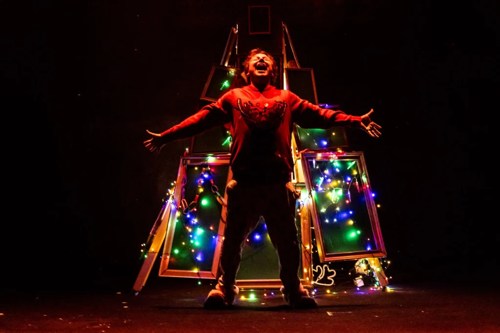 Představení Ježíškovi v patách